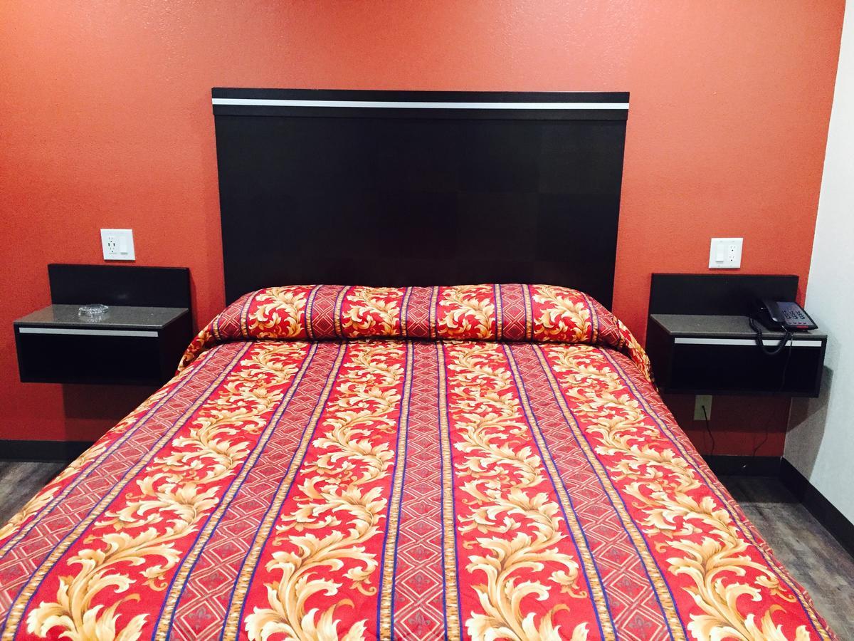 Westmont Sunrise Motel מראה חיצוני תמונה