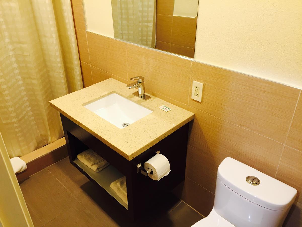 Westmont Sunrise Motel מראה חיצוני תמונה